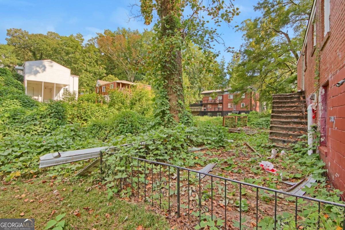 6 Rockmart Drive Atlanta - 38