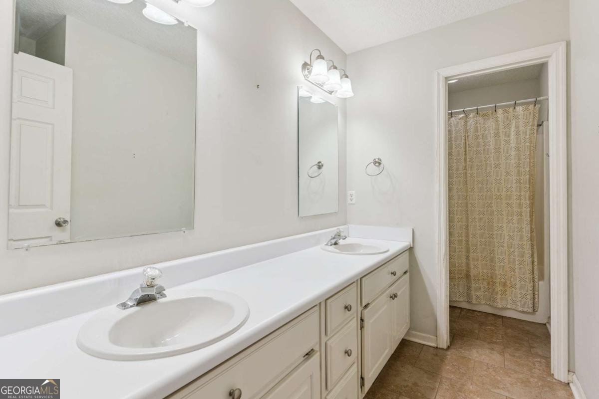 105 Adams Court Brunswick - 10