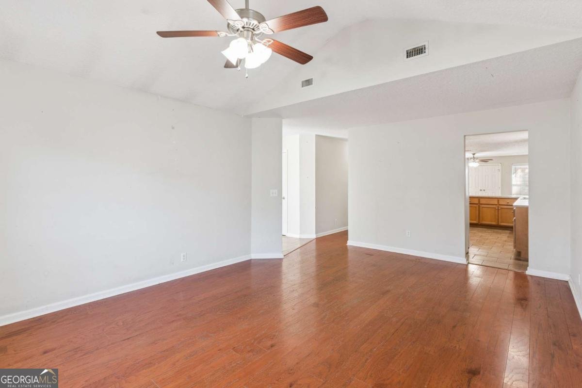 105 Adams Court Brunswick - 14