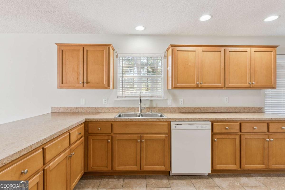 105 Adams Court Brunswick - 6