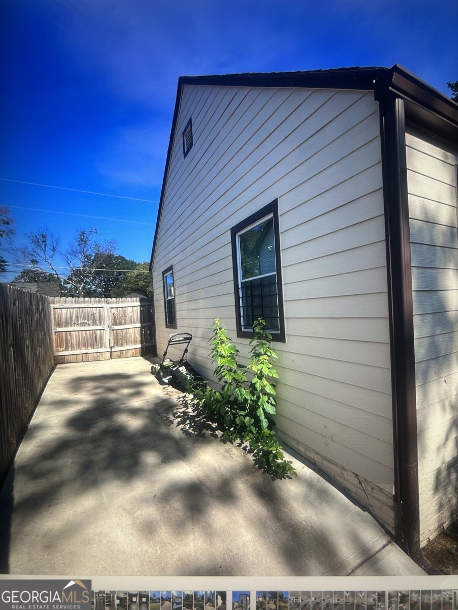 1132 Oak Knoll Terrace Atlanta - 3