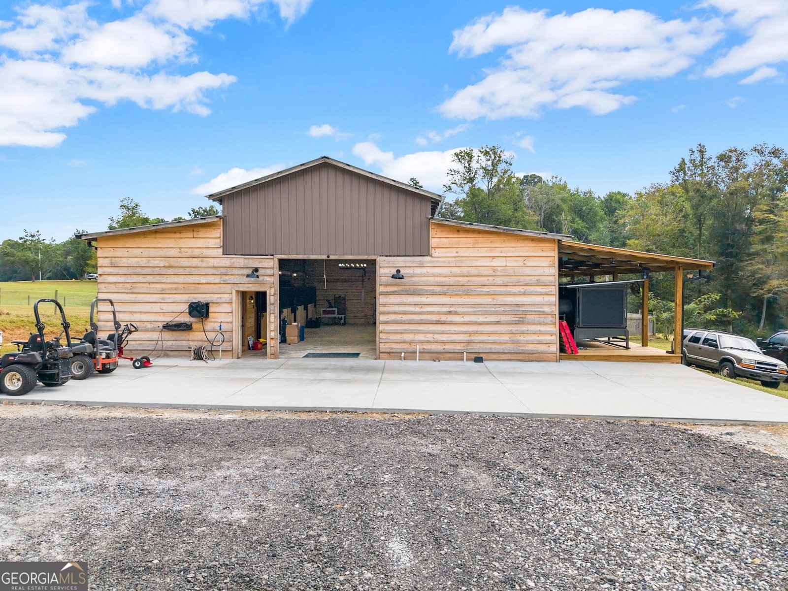 6147 Dahlonega Highway Clermont - 63