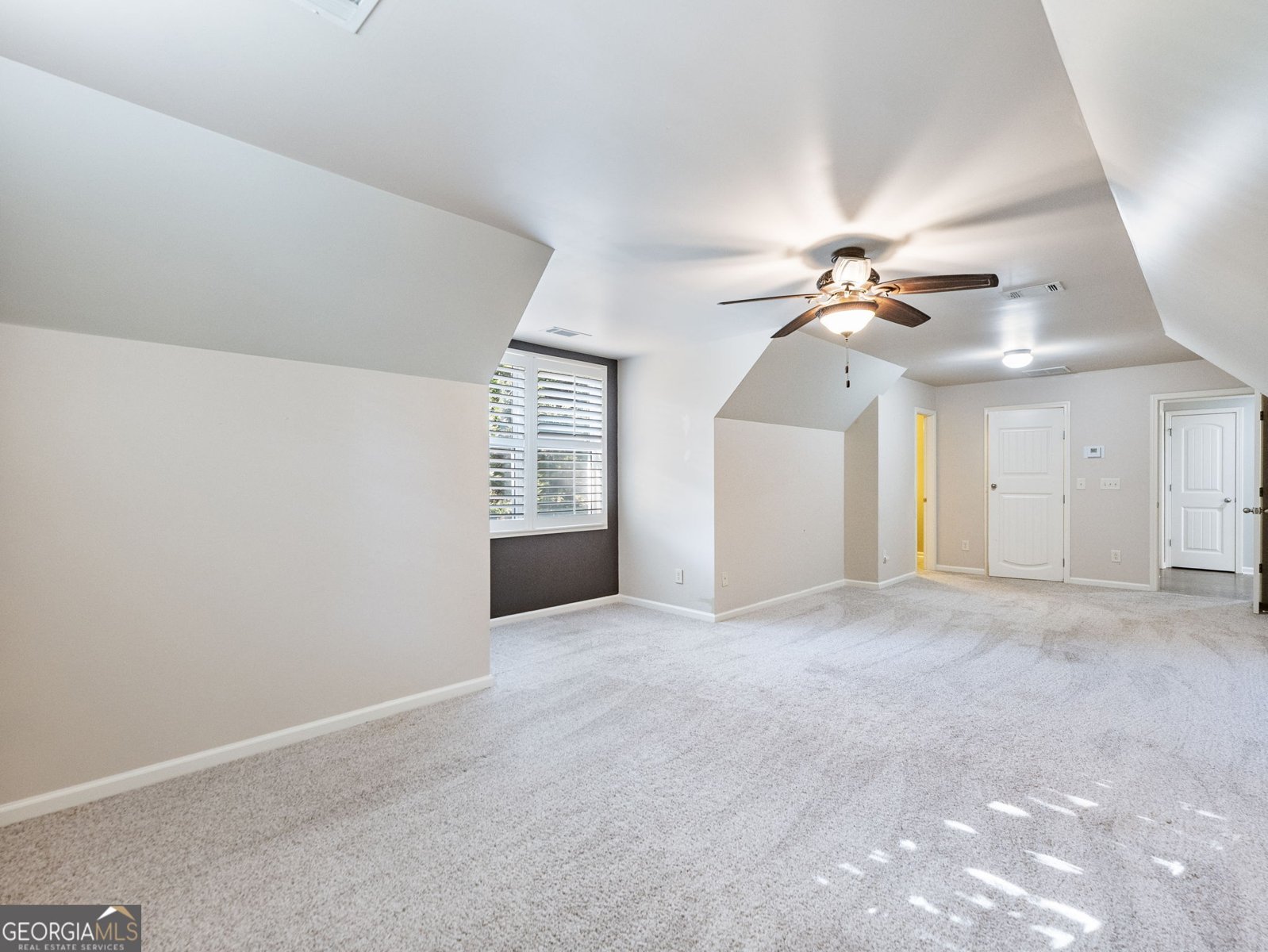 24 Douglas Drive Jefferson - 40
