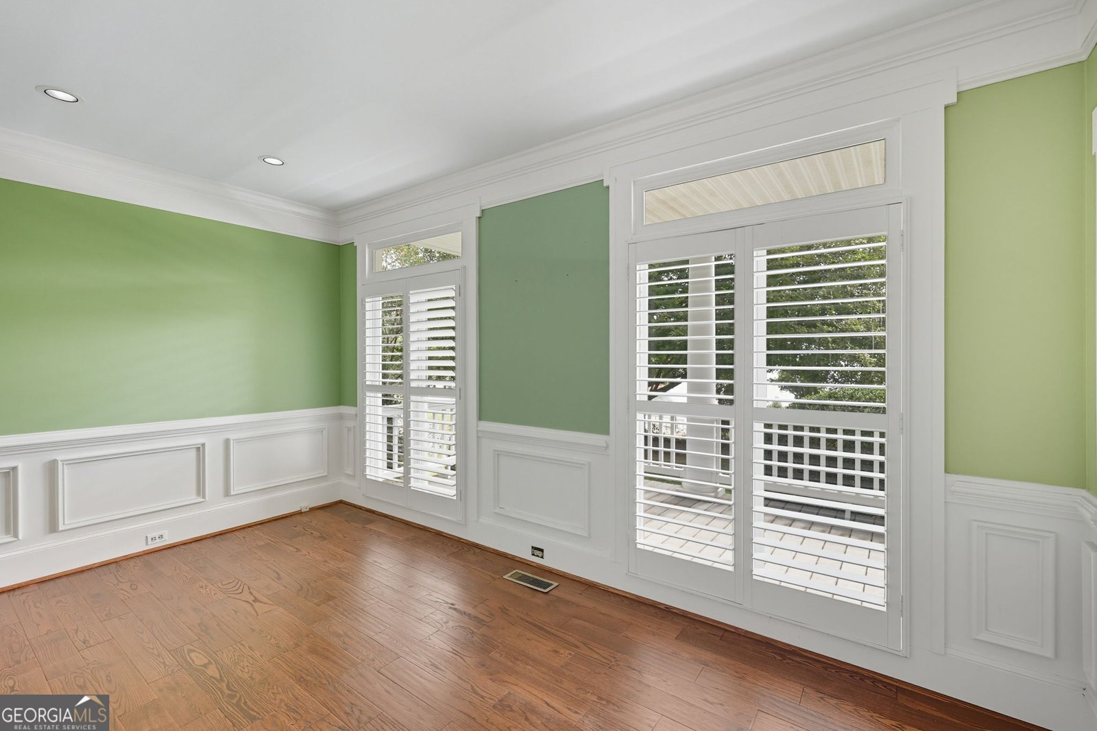 790 Lake Drive Gainesville - 24