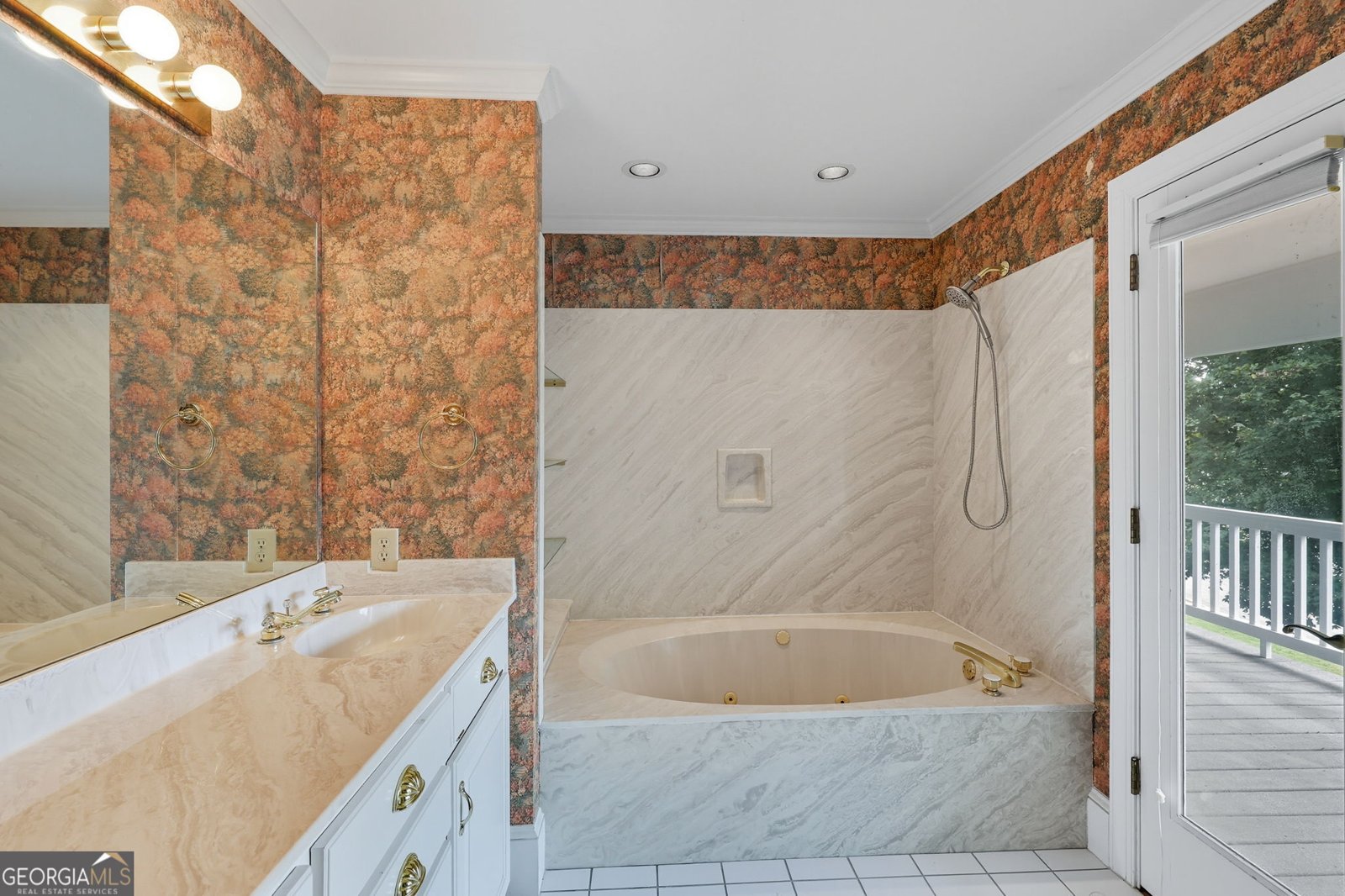 790 Lake Drive Gainesville - 37
