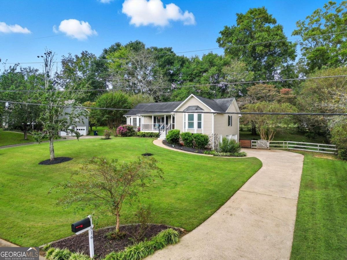 516 Cherokee Court Woodstock - 2