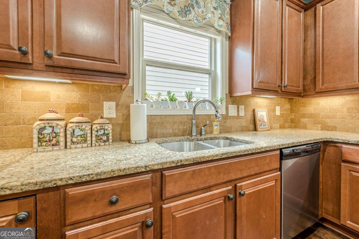178 Cedarview Drive Dallas - 11