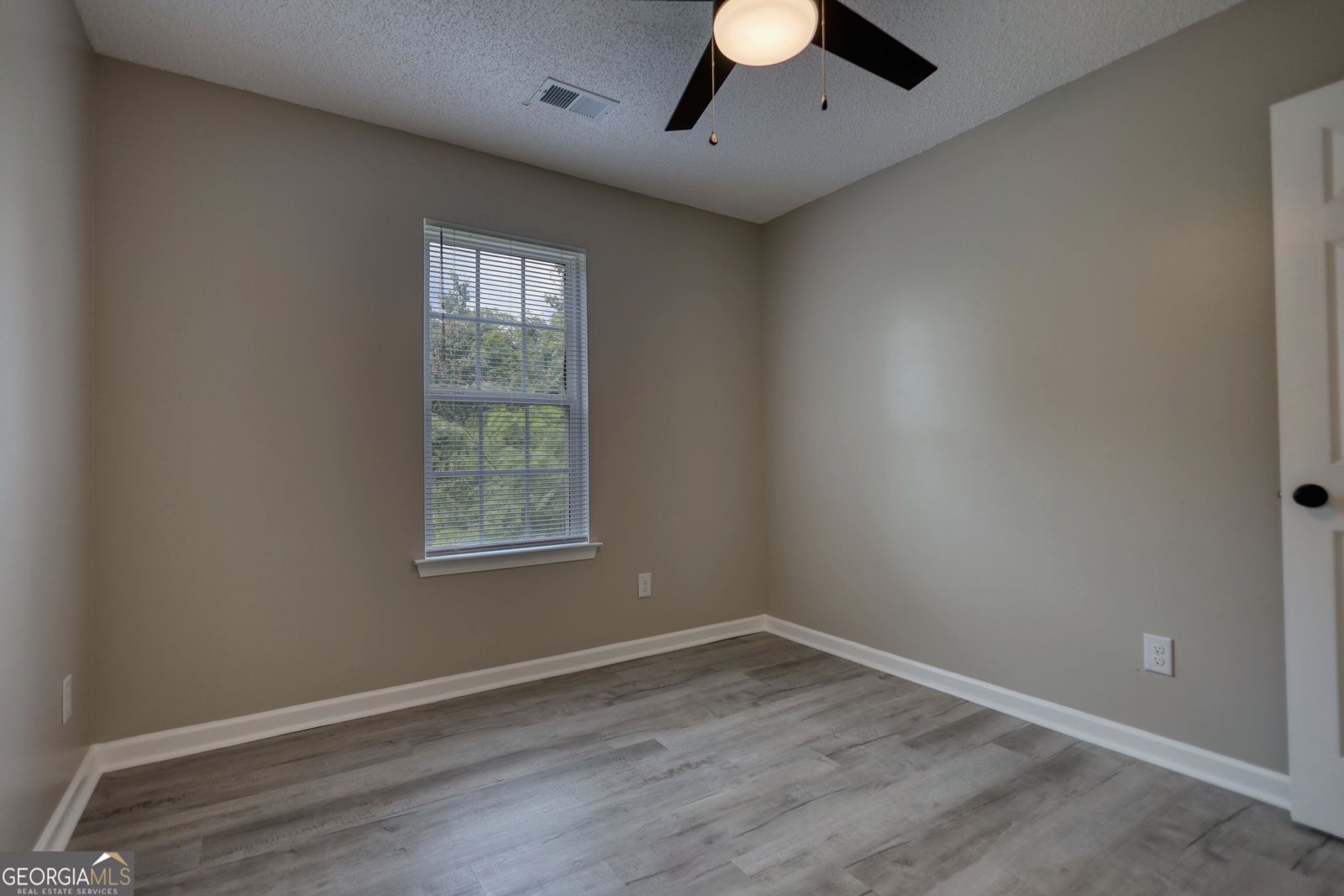 1643 Hallmark Hills Drive Griffin - 16