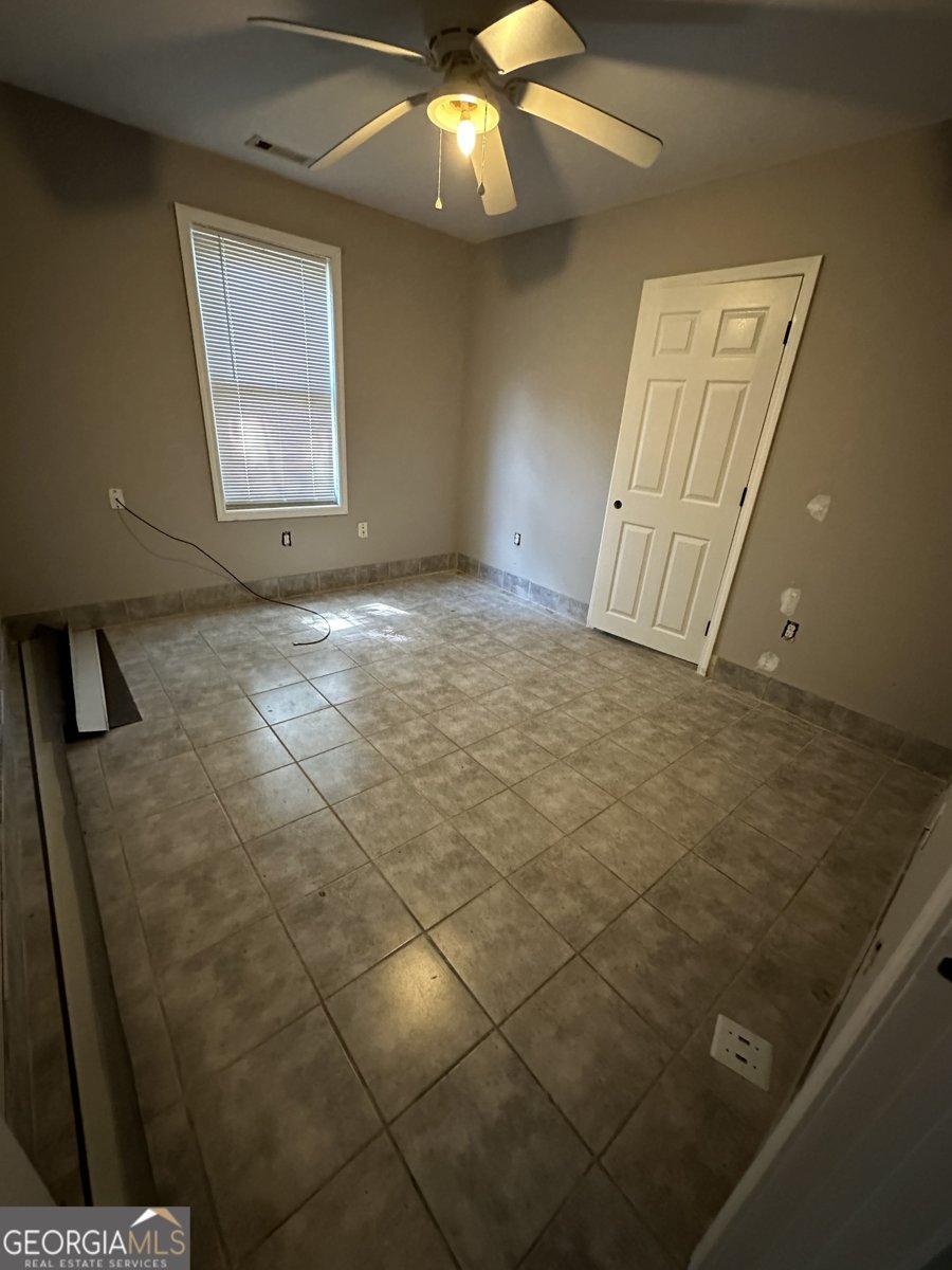 4077 Saint Charles Place Macon - 16