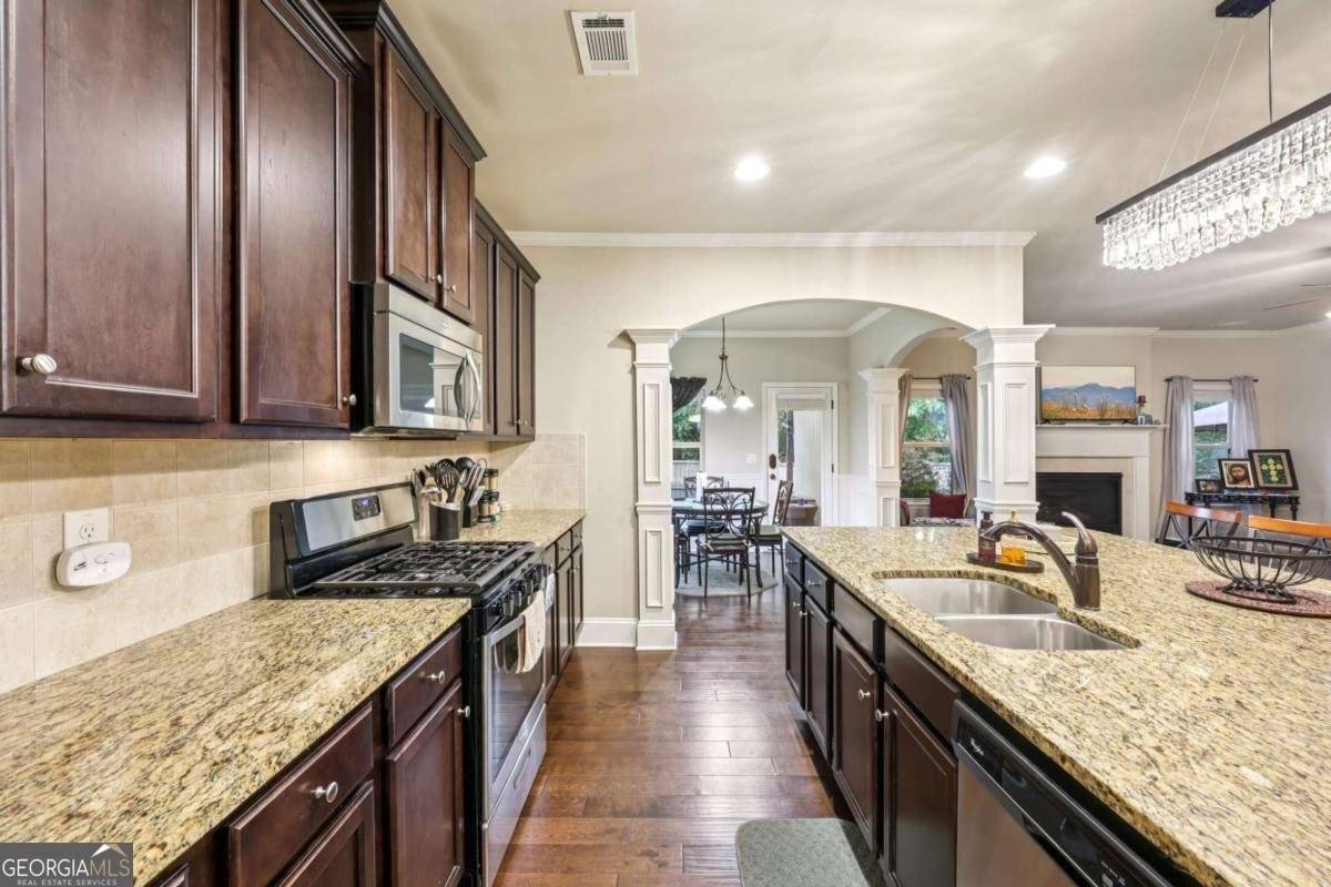 1211 Chapel Estates Way Dacula - 11