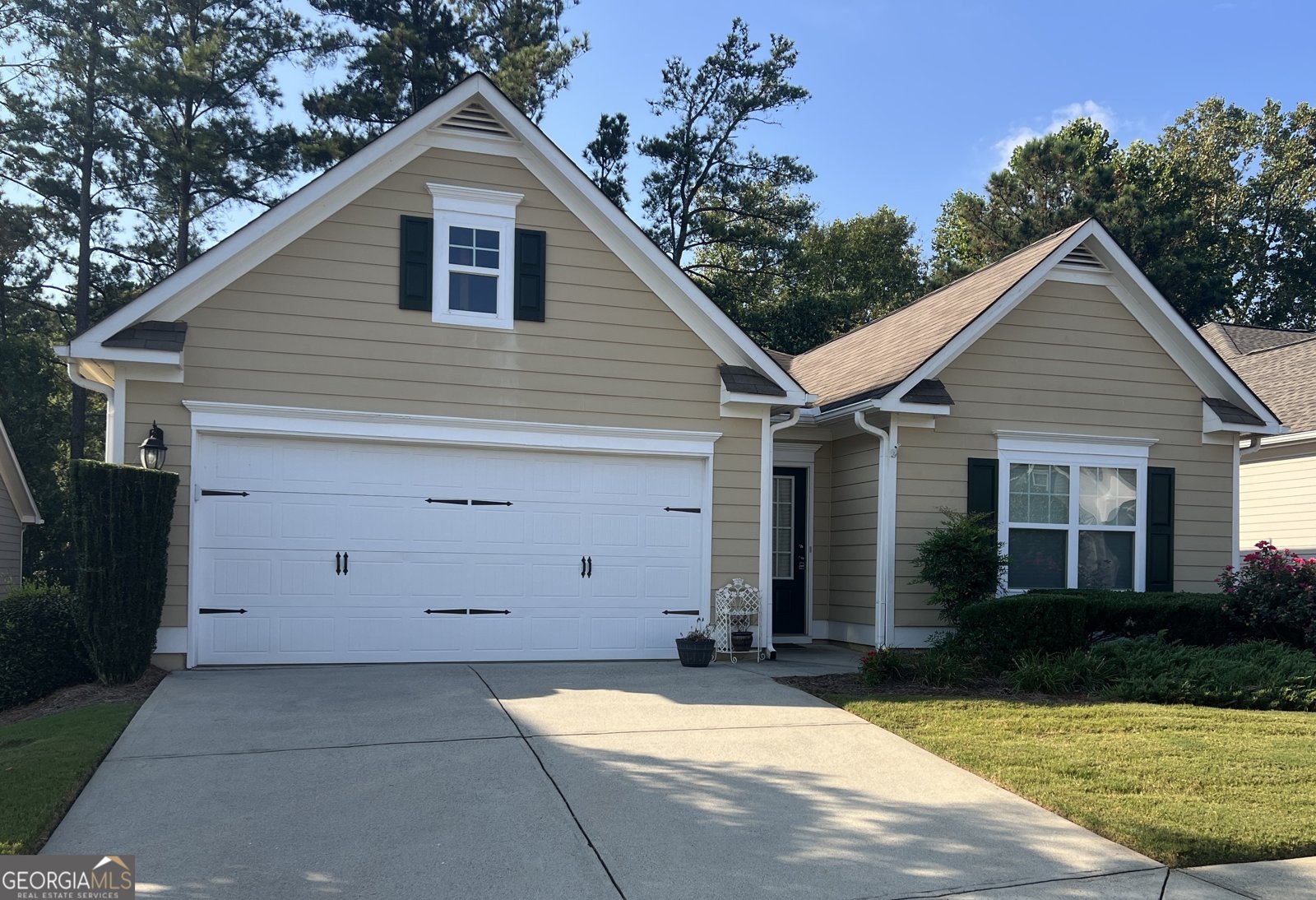 134 Abbey Circle Woodstock - 1