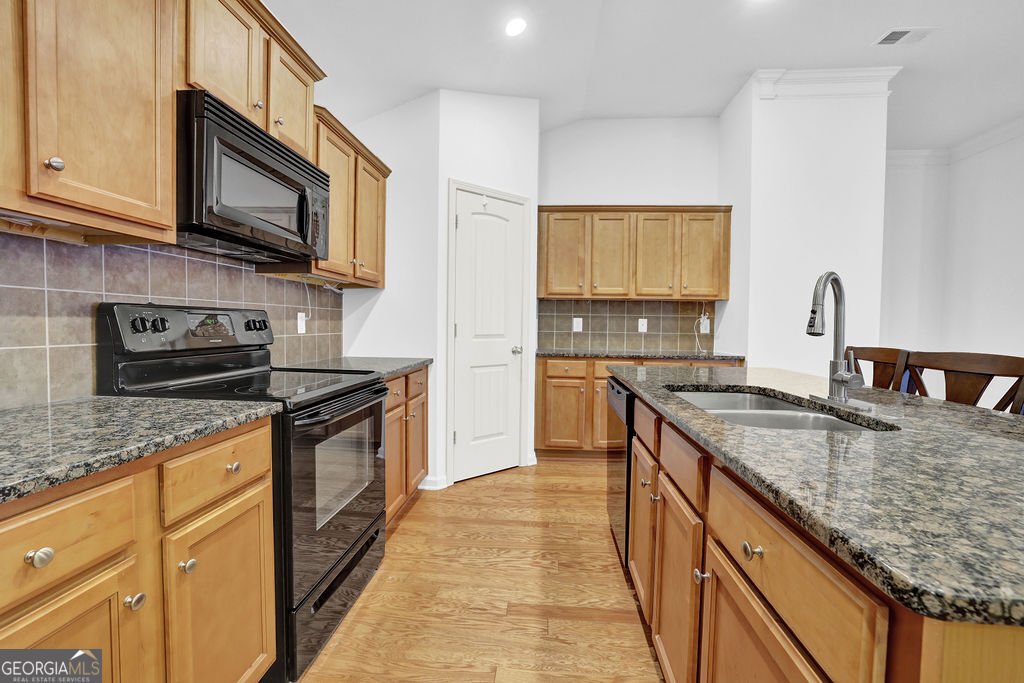 134 Abbey Circle Woodstock - 14