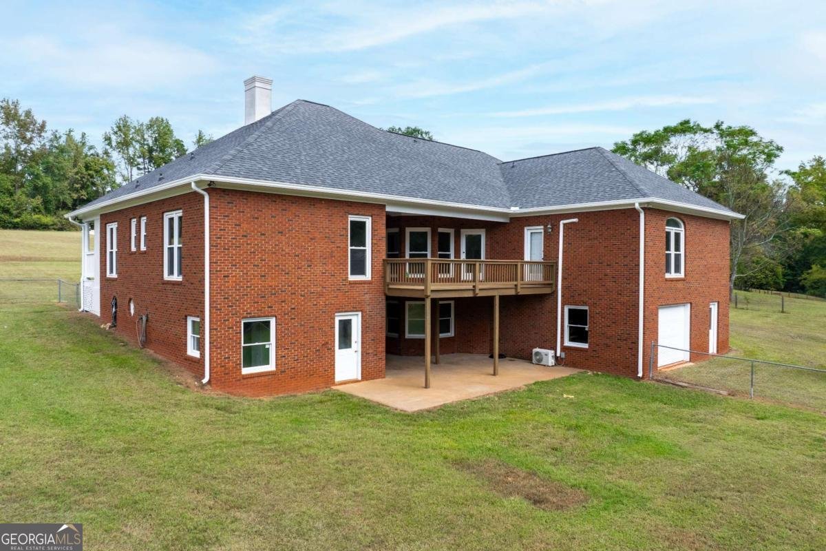 235 Wilbanks Circle Commerce - 32