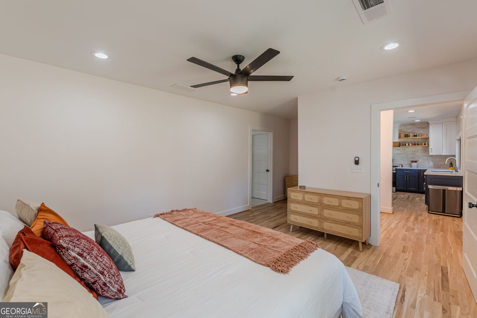 767 Rochelle Drive Atlanta - 18
