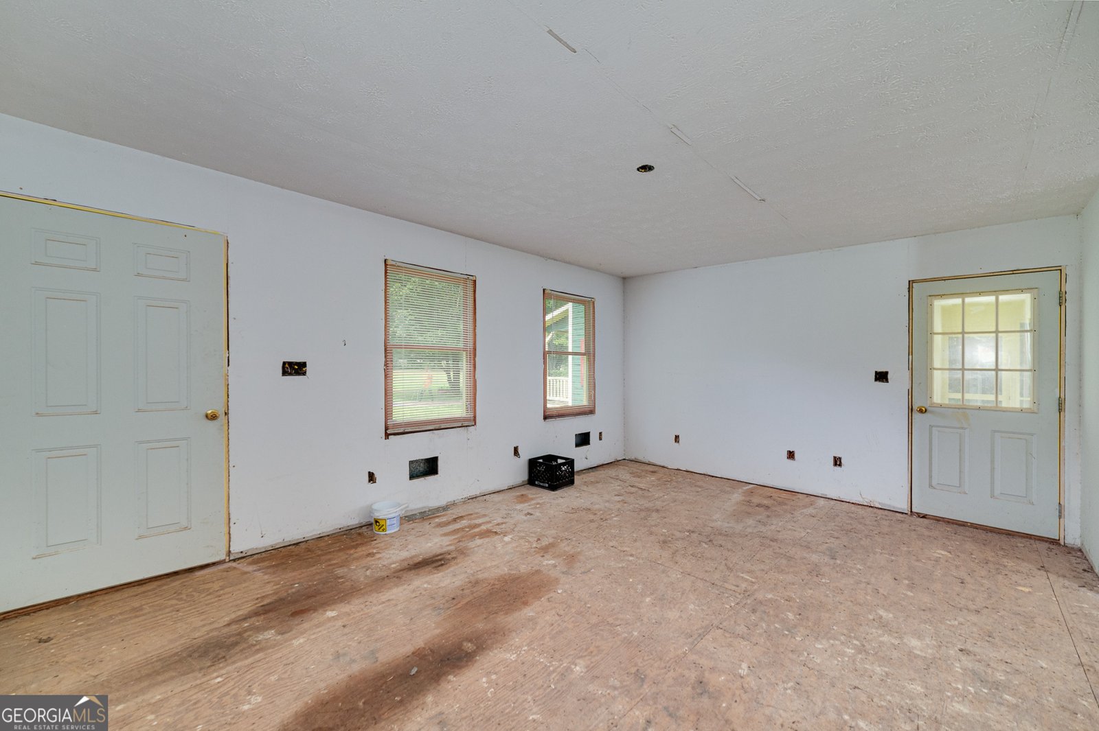 995 Old Jackson Road Locust Grove - 37