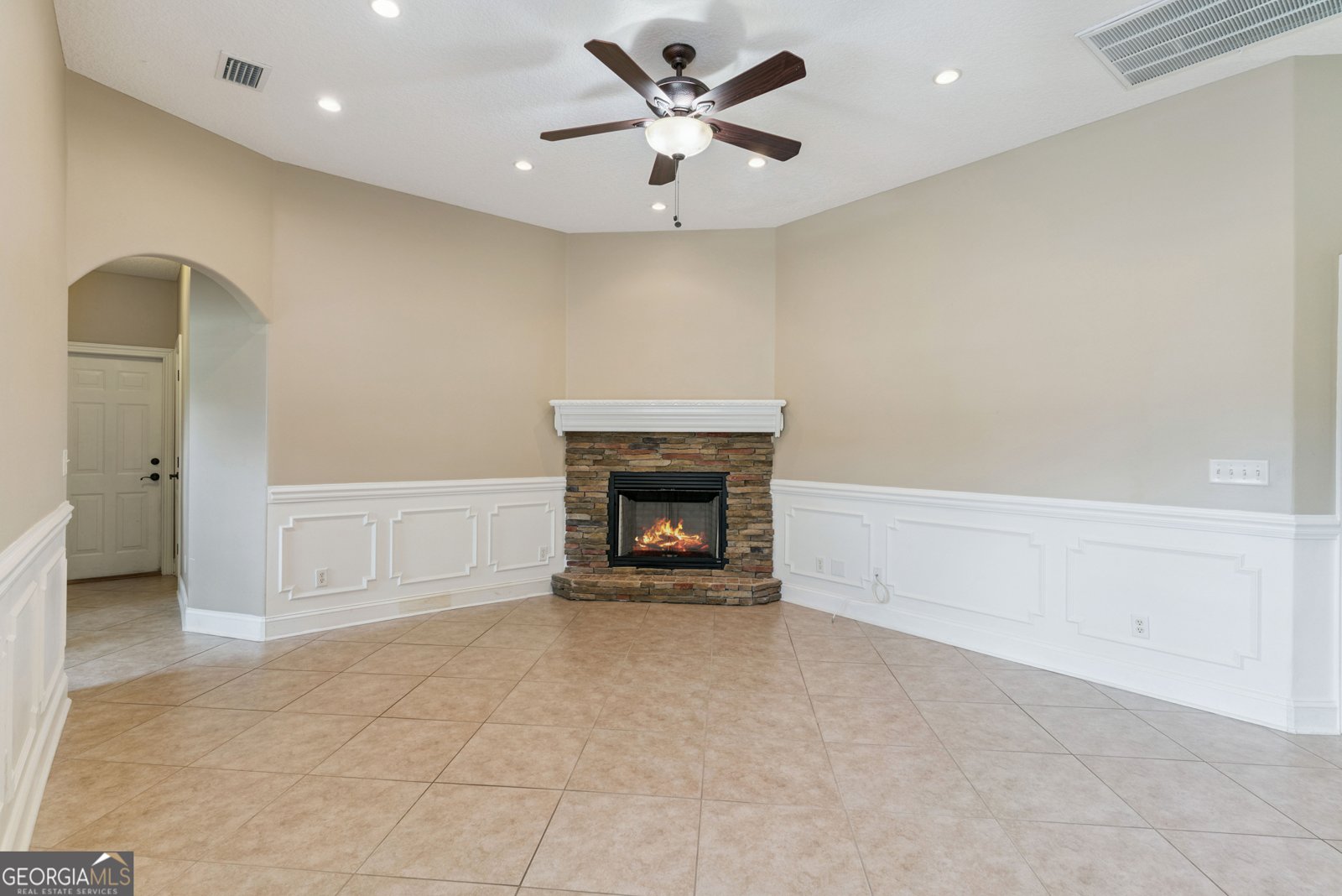 190 Lakes Drive Brunswick - 18