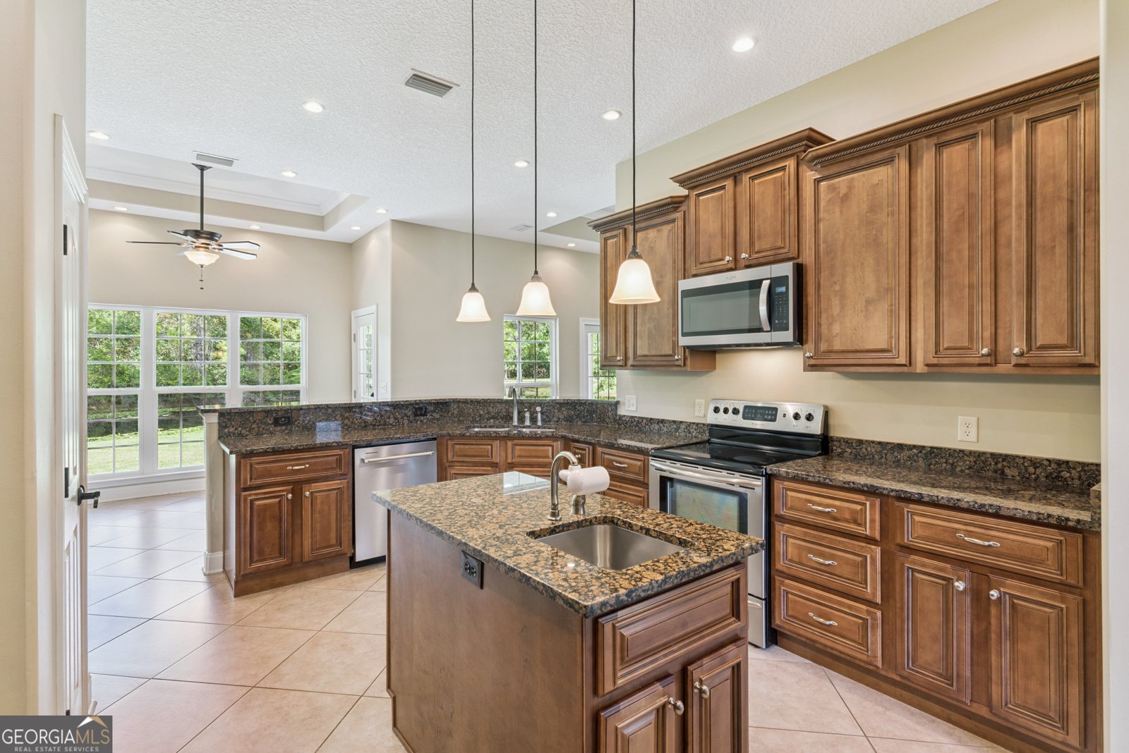 190 Lakes Drive Brunswick - 4