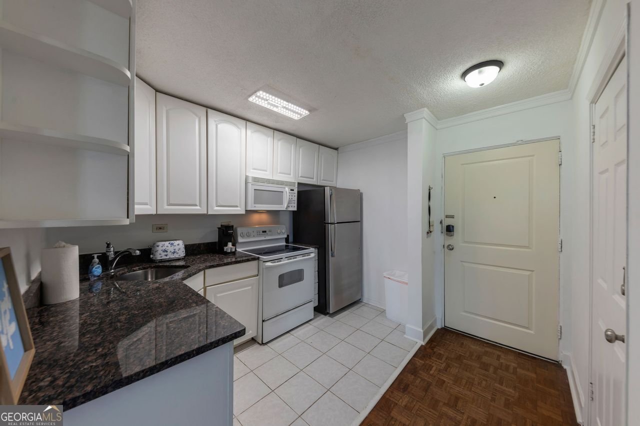 300 Peachtree Street Atlanta - 22