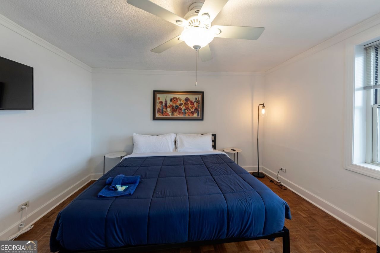 300 Peachtree Street Atlanta - 31