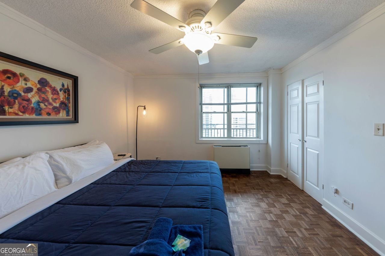 300 Peachtree Street Atlanta - 32