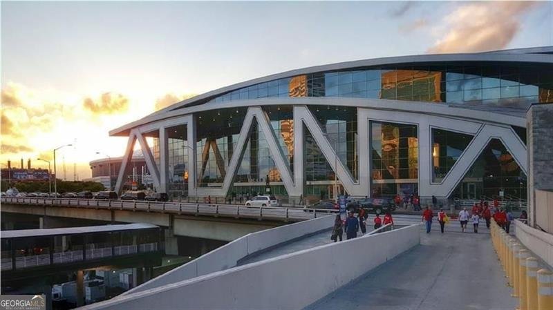 300 Peachtree Street Avenue Atlanta - 7