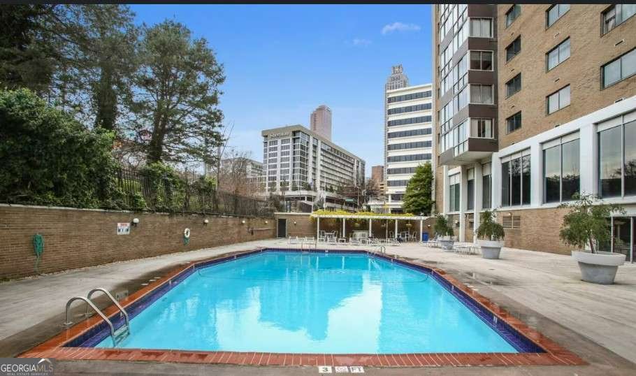 215 Piedmont Avenue Atlanta - 2