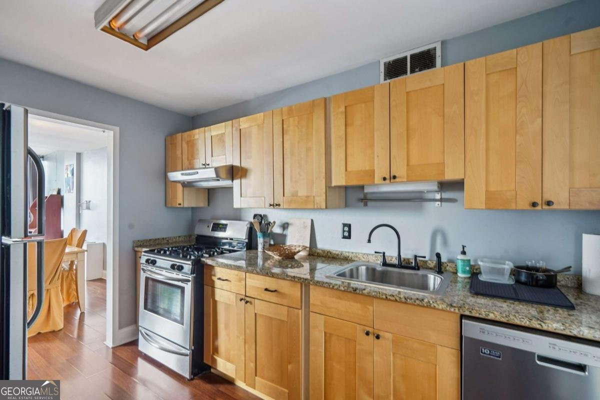 215 Piedmont Avenue Atlanta - 4