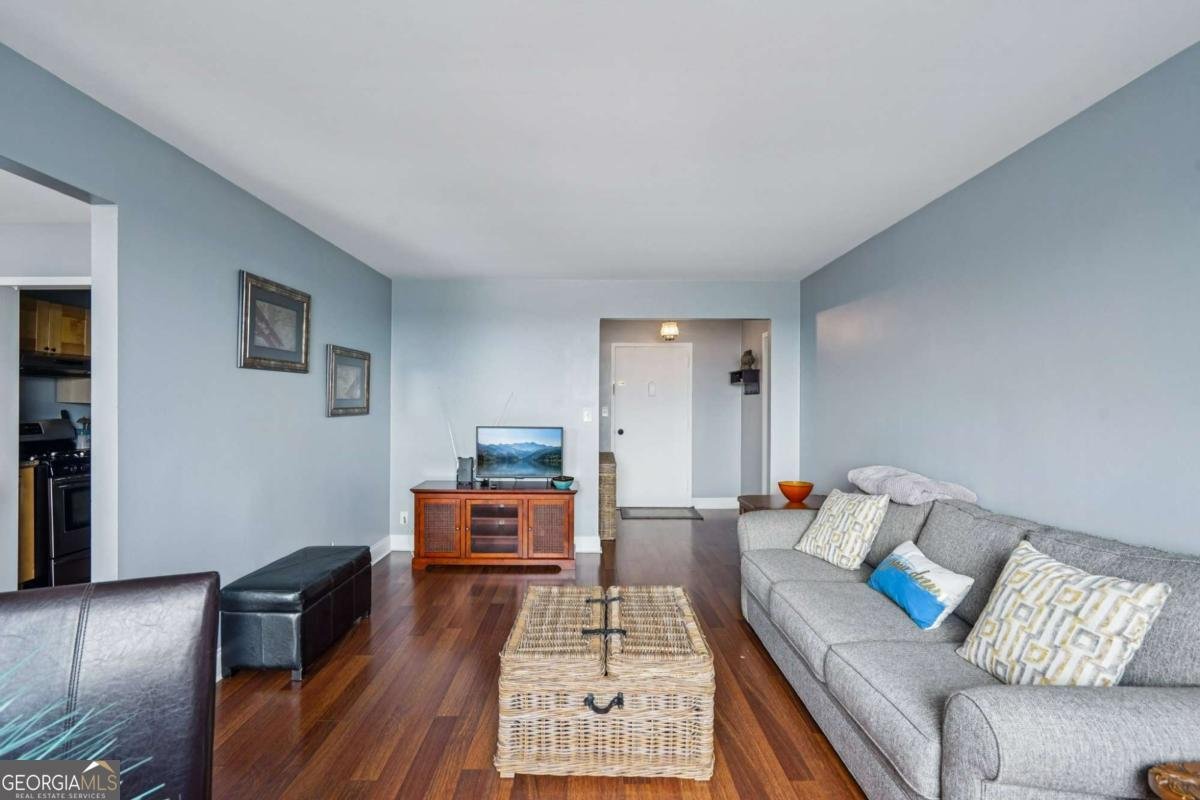 215 Piedmont Avenue Atlanta - 8