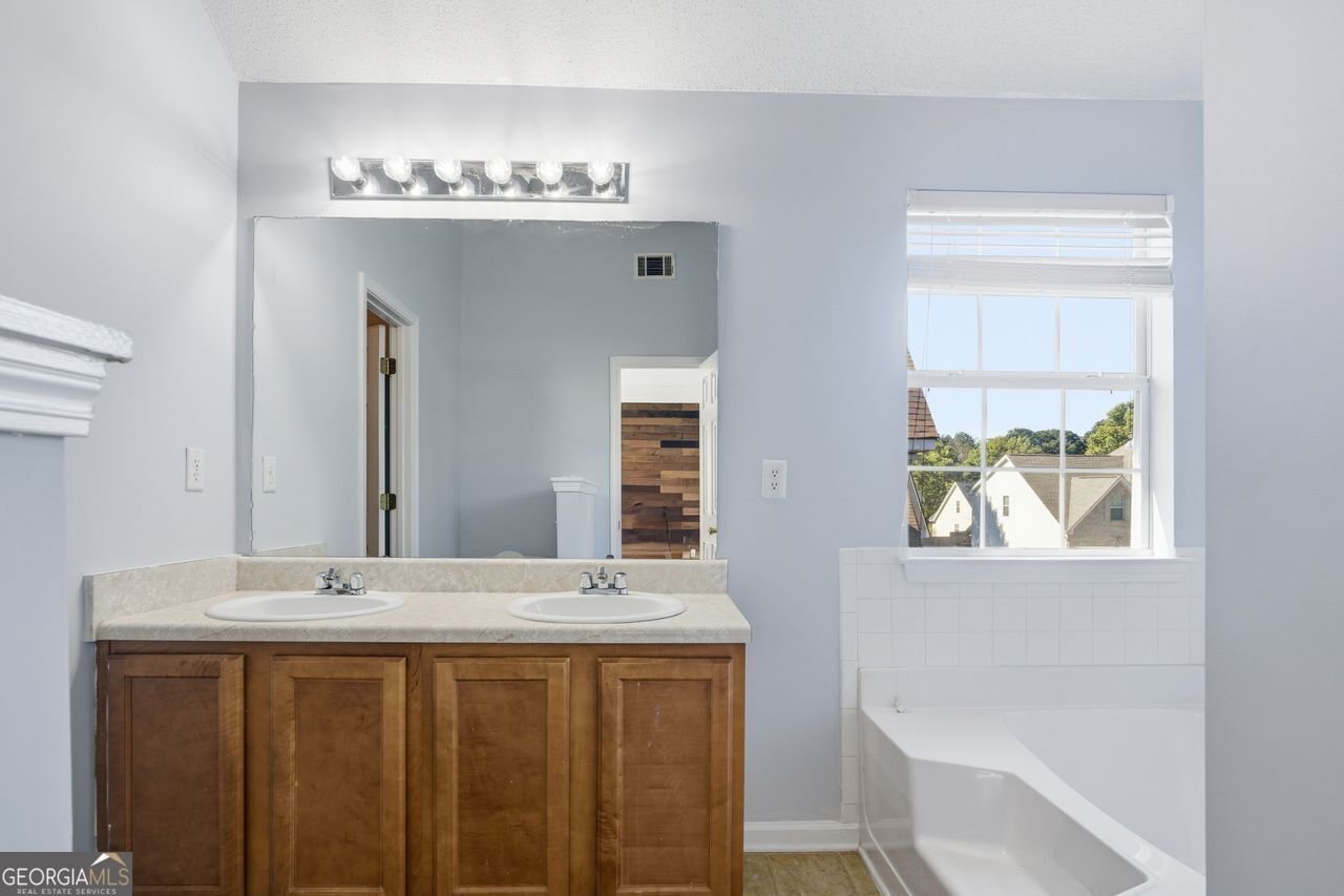 548 Gonzaga Hampton - 23