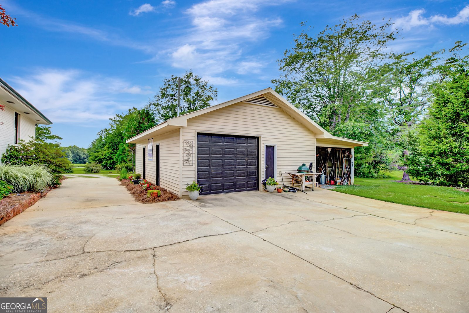 1530 Goldmine Road Grantville - 66