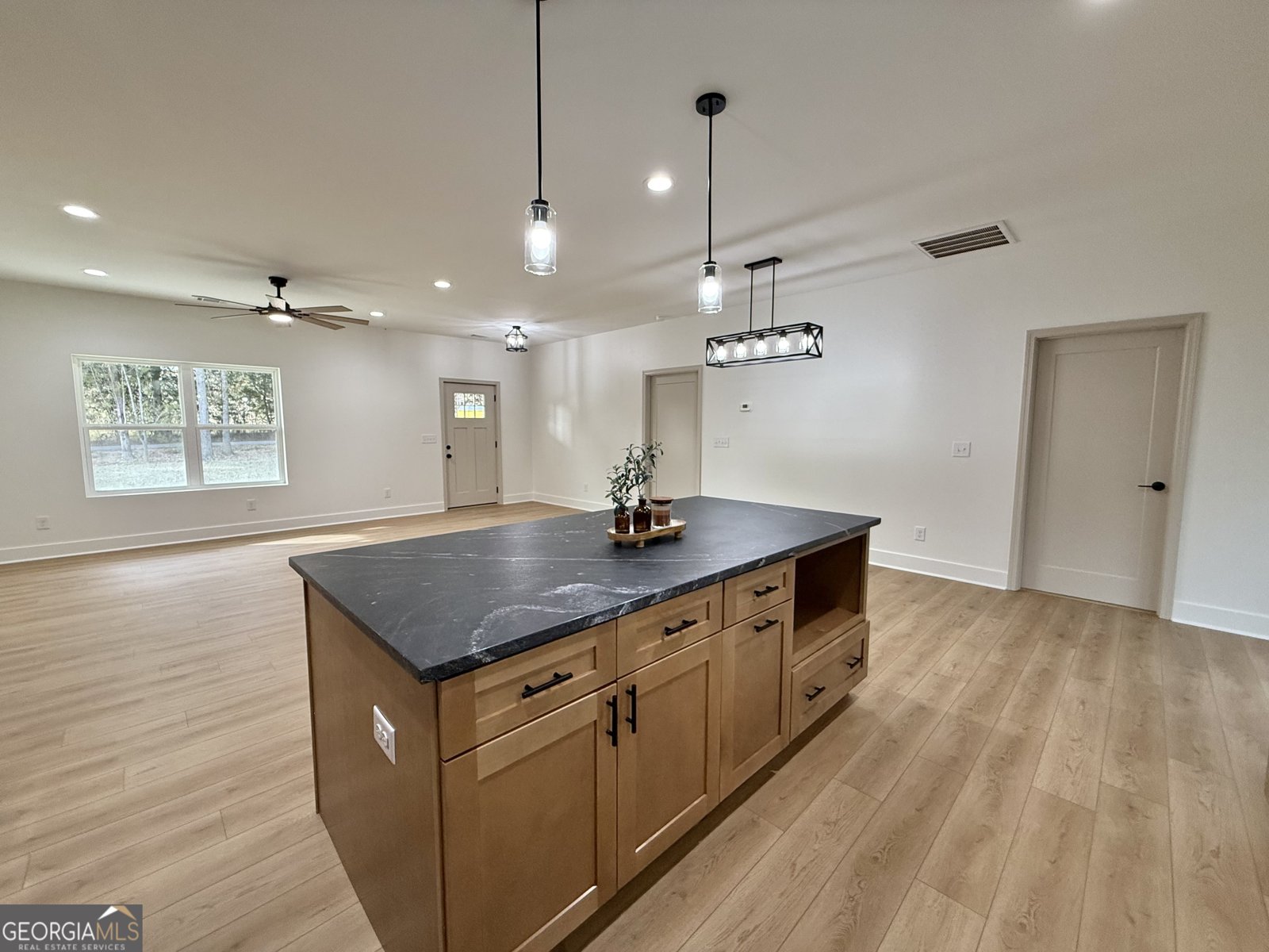 127 Fog Road Resaca - 8