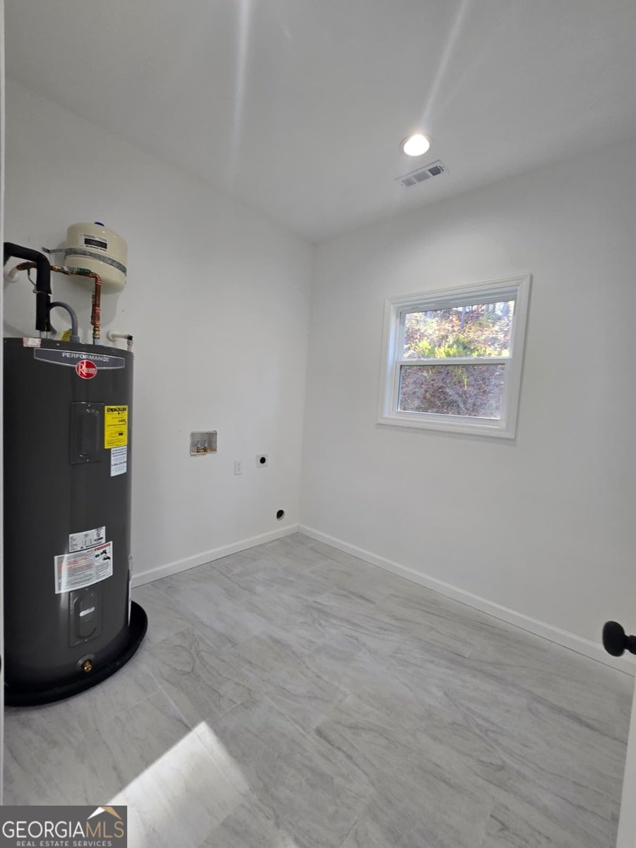 185 Stephanie Lane Covington - Photo 16