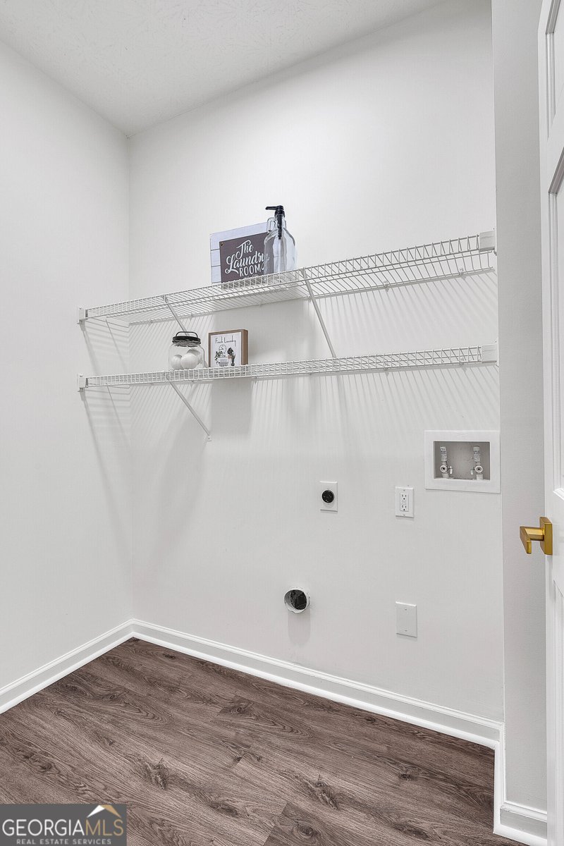 2325 Melrose Trace Cumming - 33