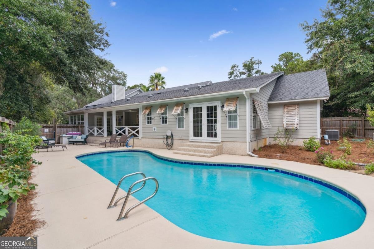 311 Dunbarton Drive St. Simons - 2