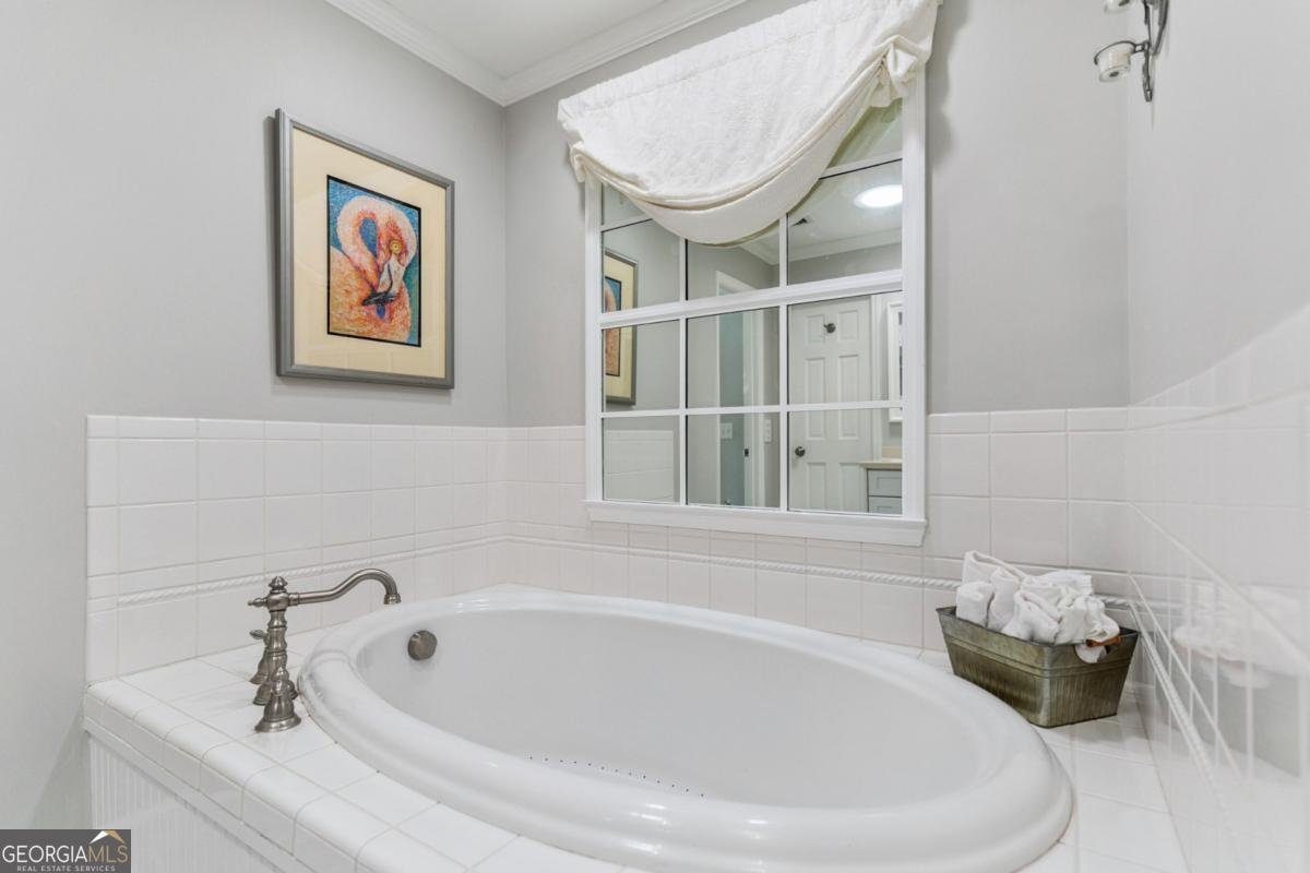 311 Dunbarton Drive St. Simons - 29