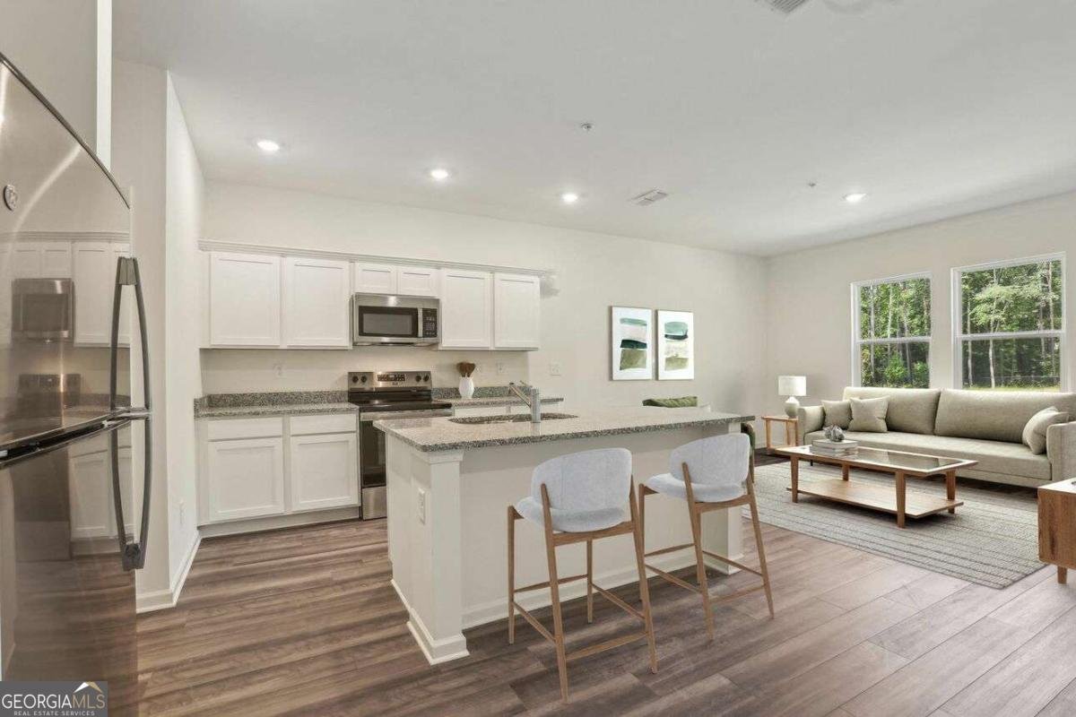 5022 Elowen Lane Douglasville - 5