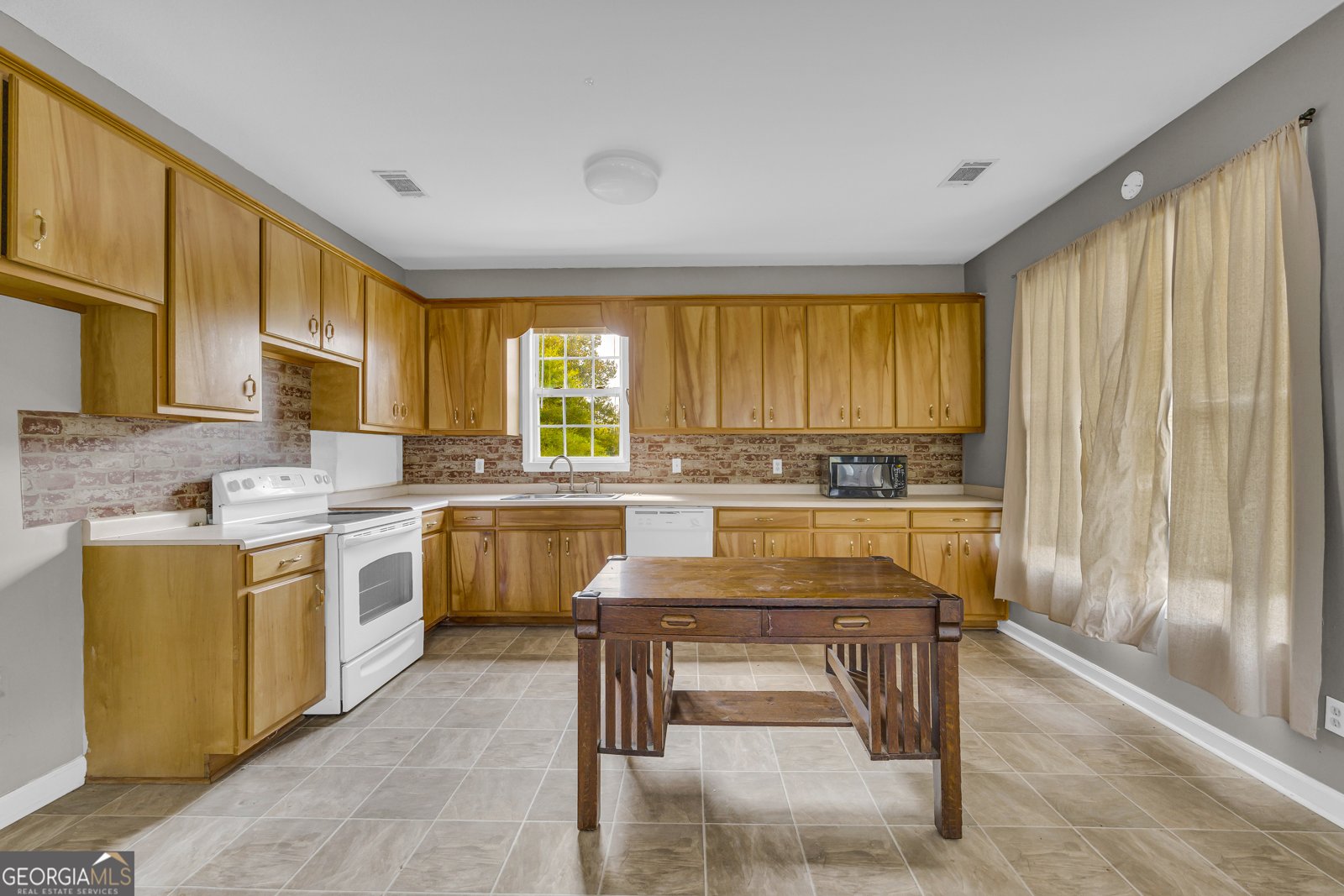 308 Idle Acres Lane Lavonia - 17