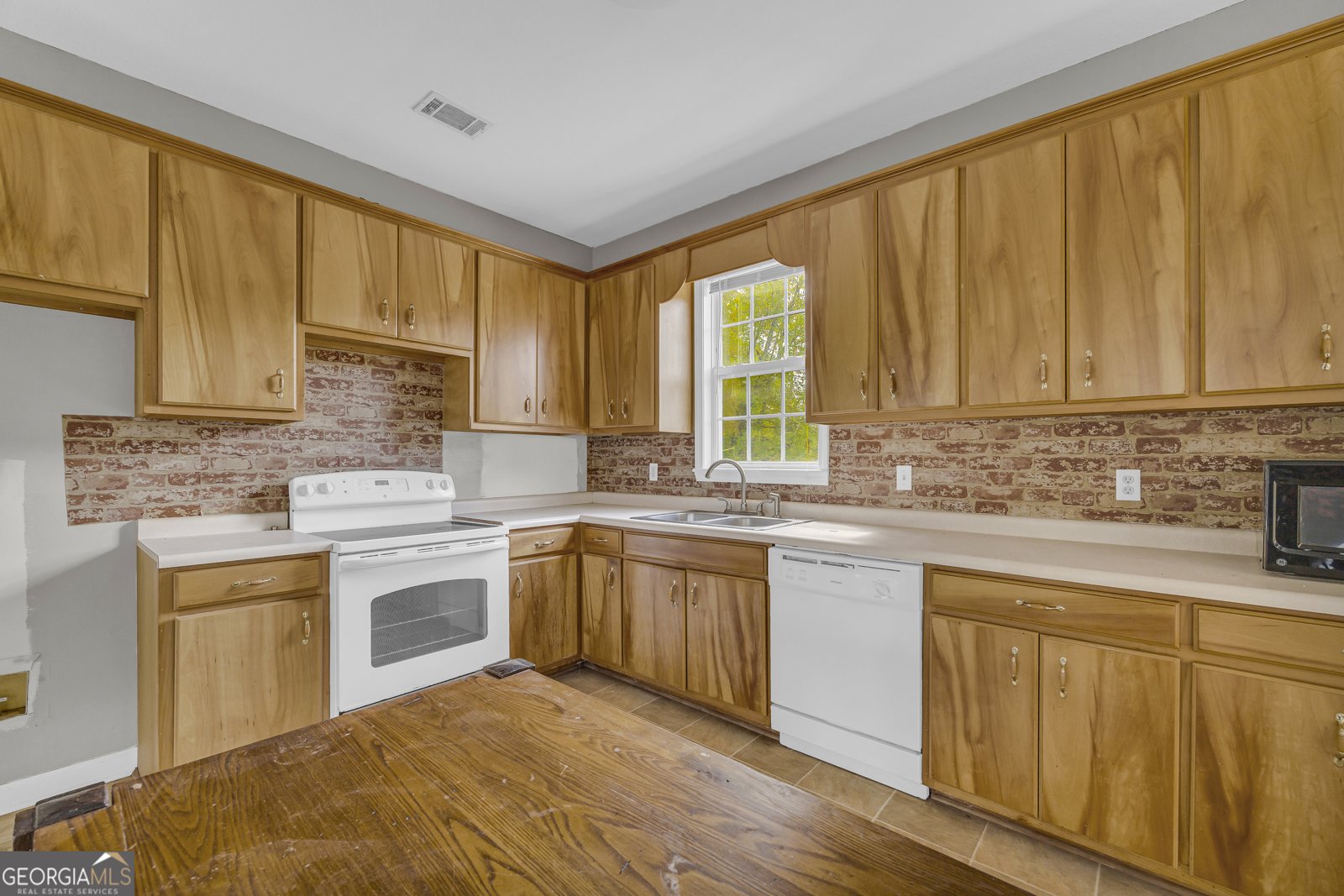 308 Idle Acres Lane Lavonia - 19