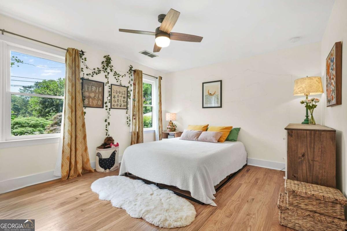 2296 North Shallowford Road Atlanta - 17