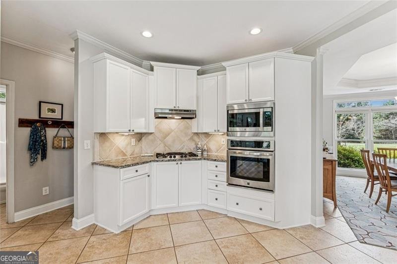 5540 CASTLEBROOKE GLEN Court Cumming - 21