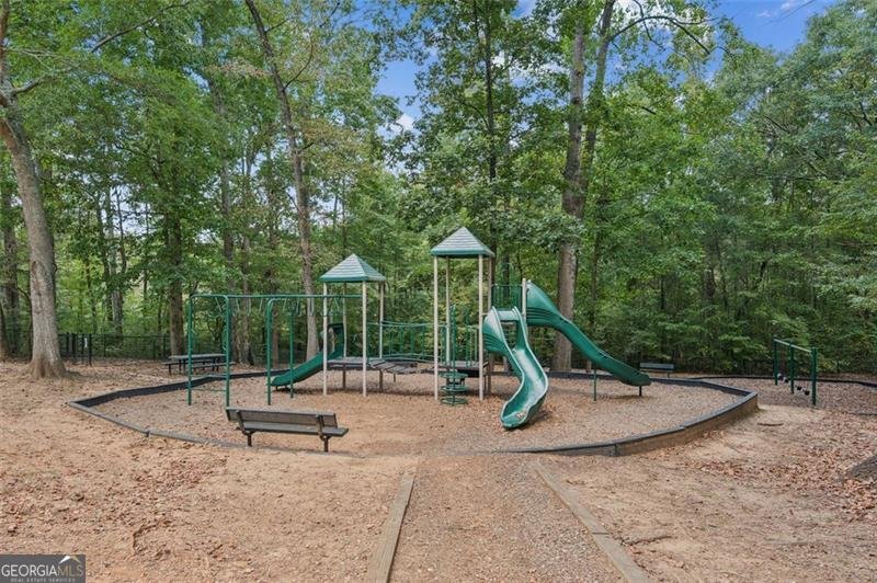 5540 CASTLEBROOKE GLEN Court Cumming - 53