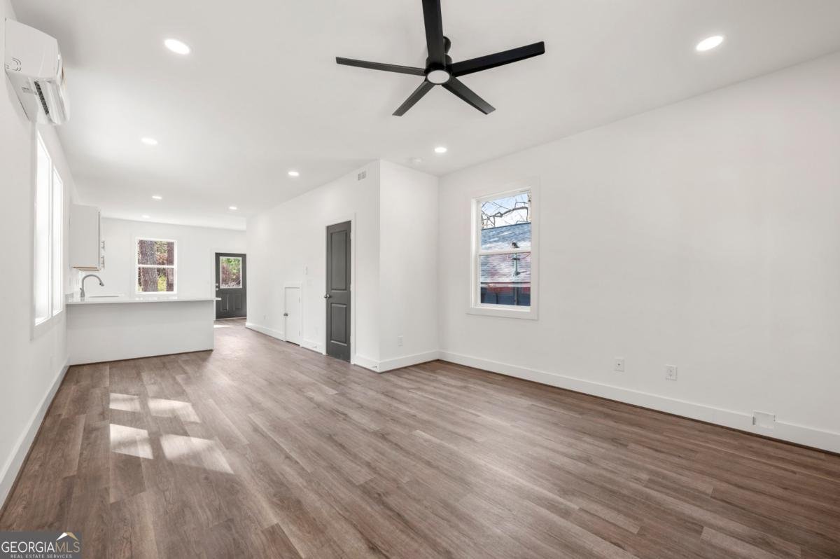 2680 Brown Street Atlanta - 4