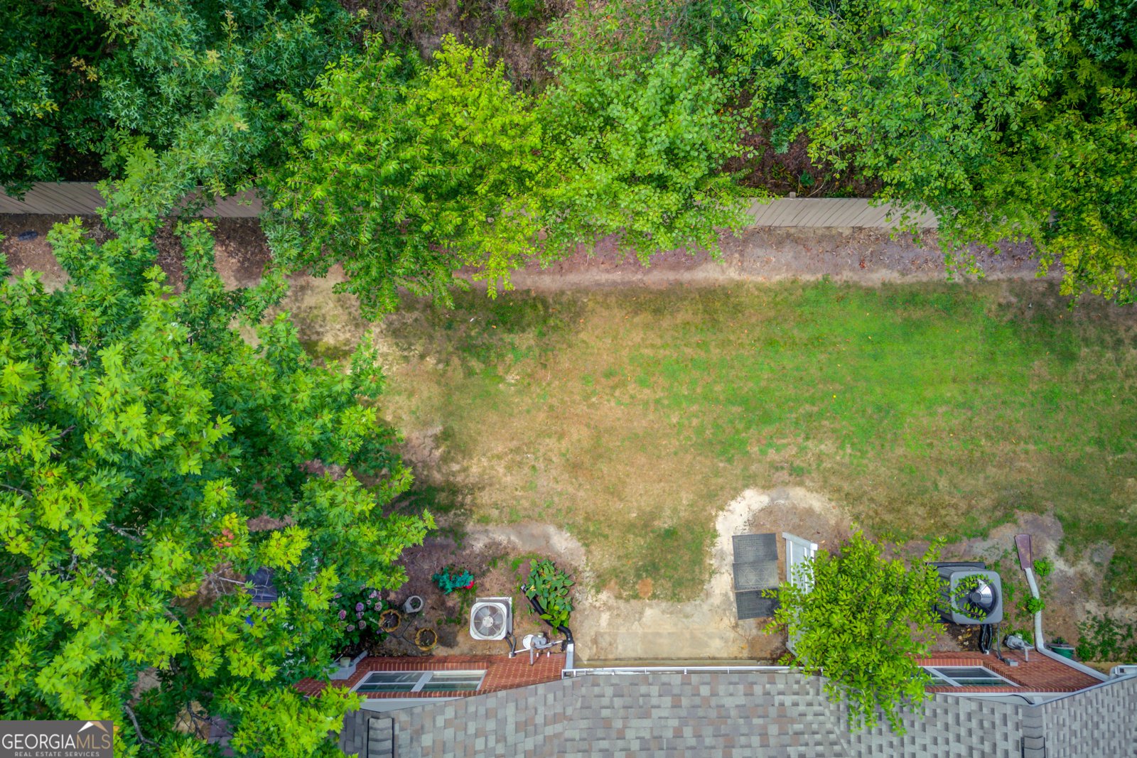 152 TARA COMMONS Drive Loganville - 17