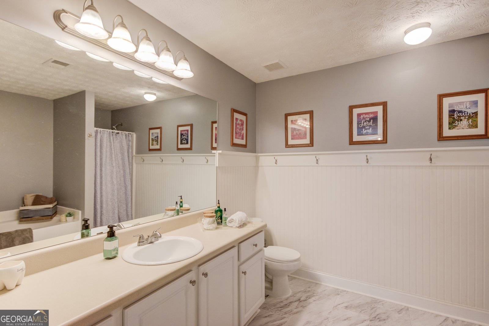 152 TARA COMMONS Drive Loganville - 6