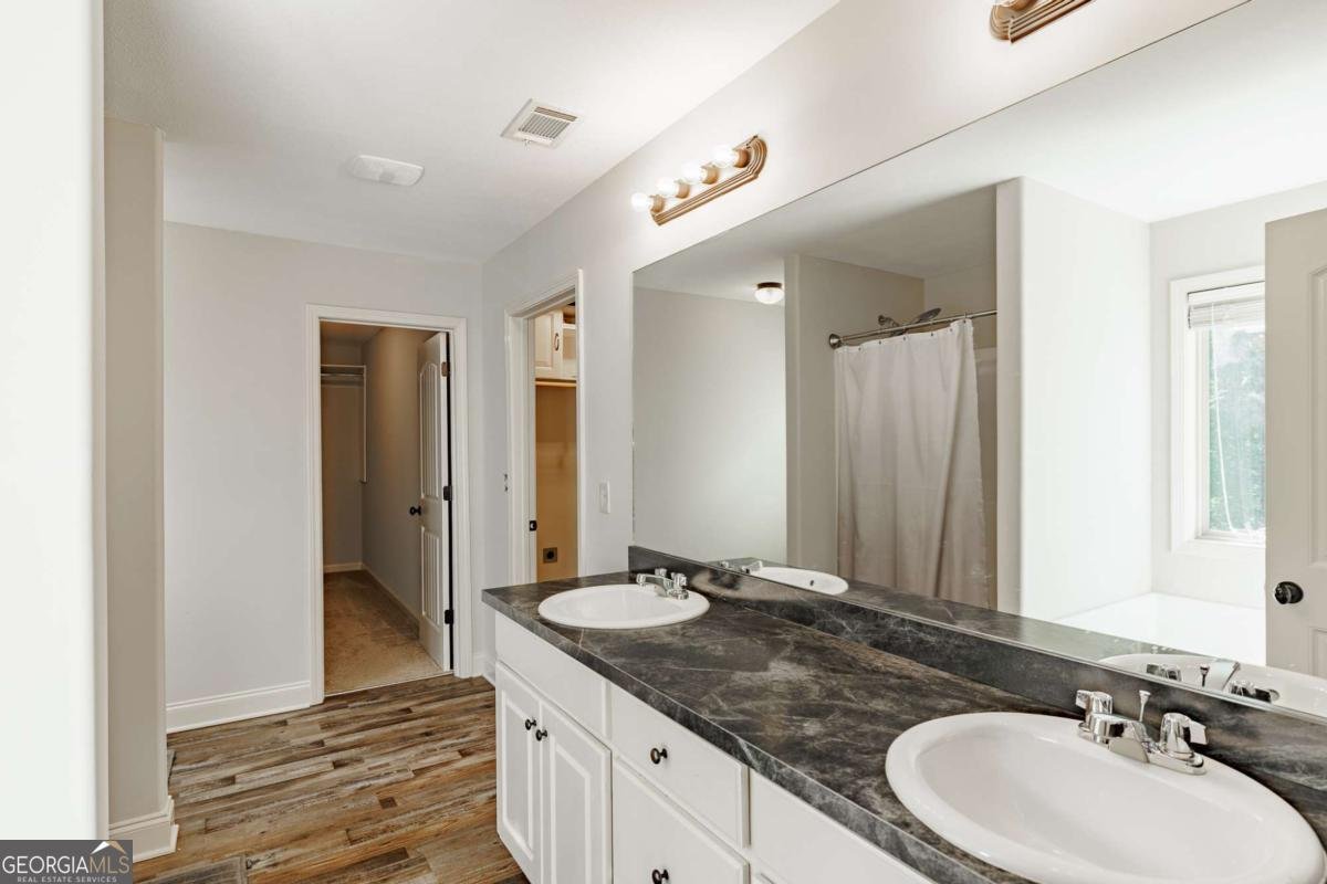 140 Ingobert Place Bogart - 29