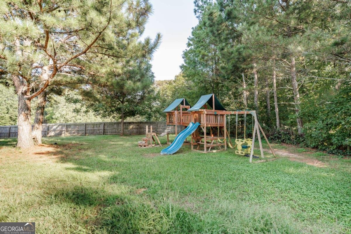 140 Ingobert Place Bogart - 9