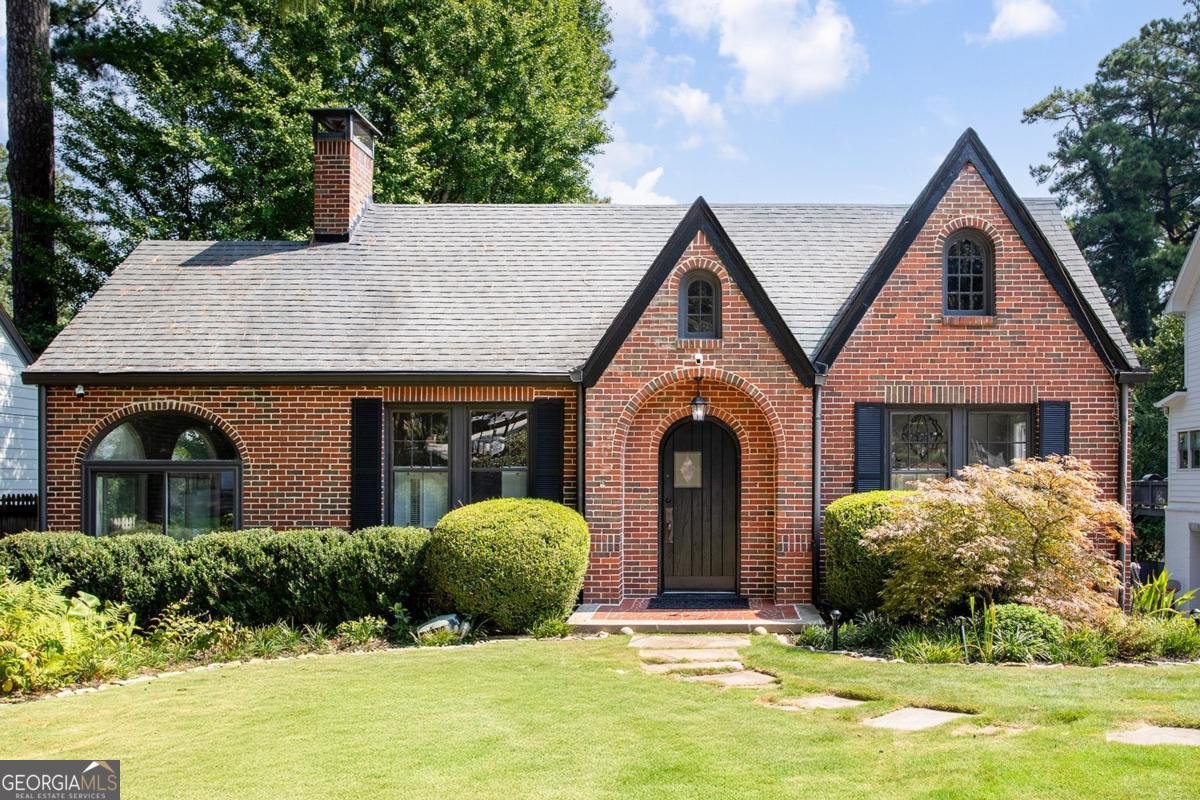 557 Wesley Road Atlanta - 1