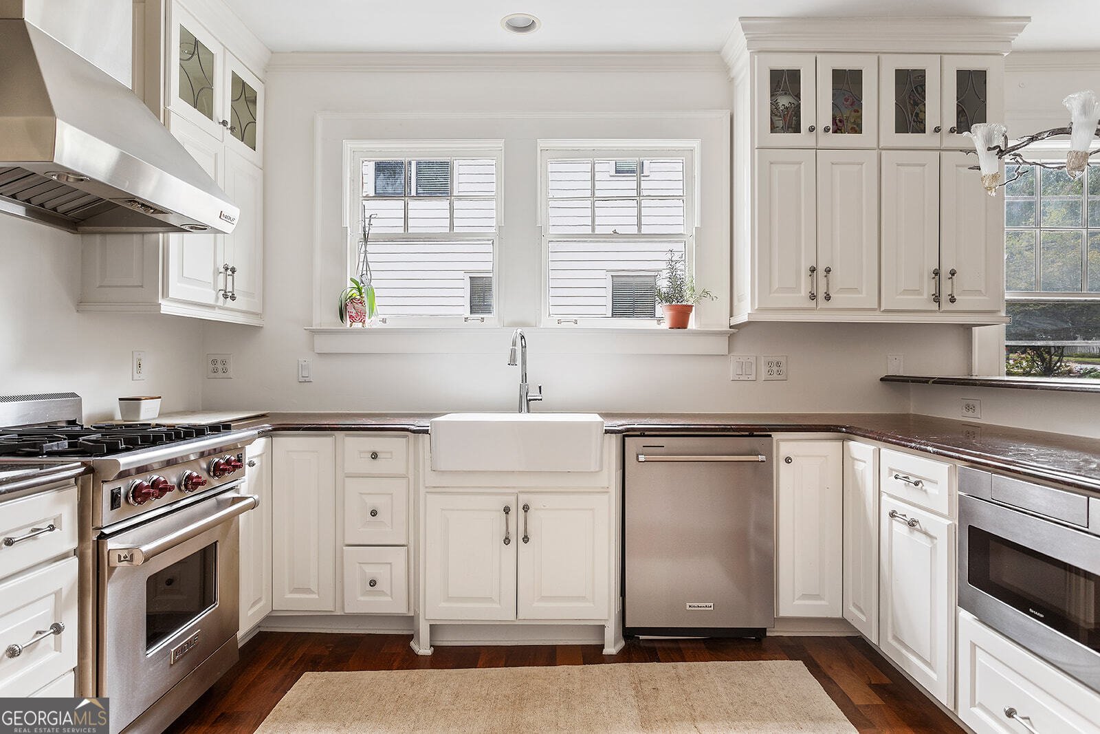557 Wesley Road Atlanta - 9