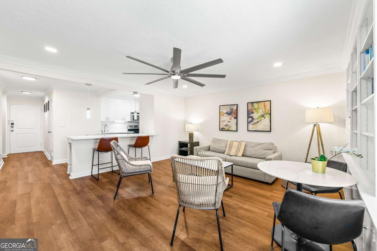 300 Peachtree Street Atlanta - 11