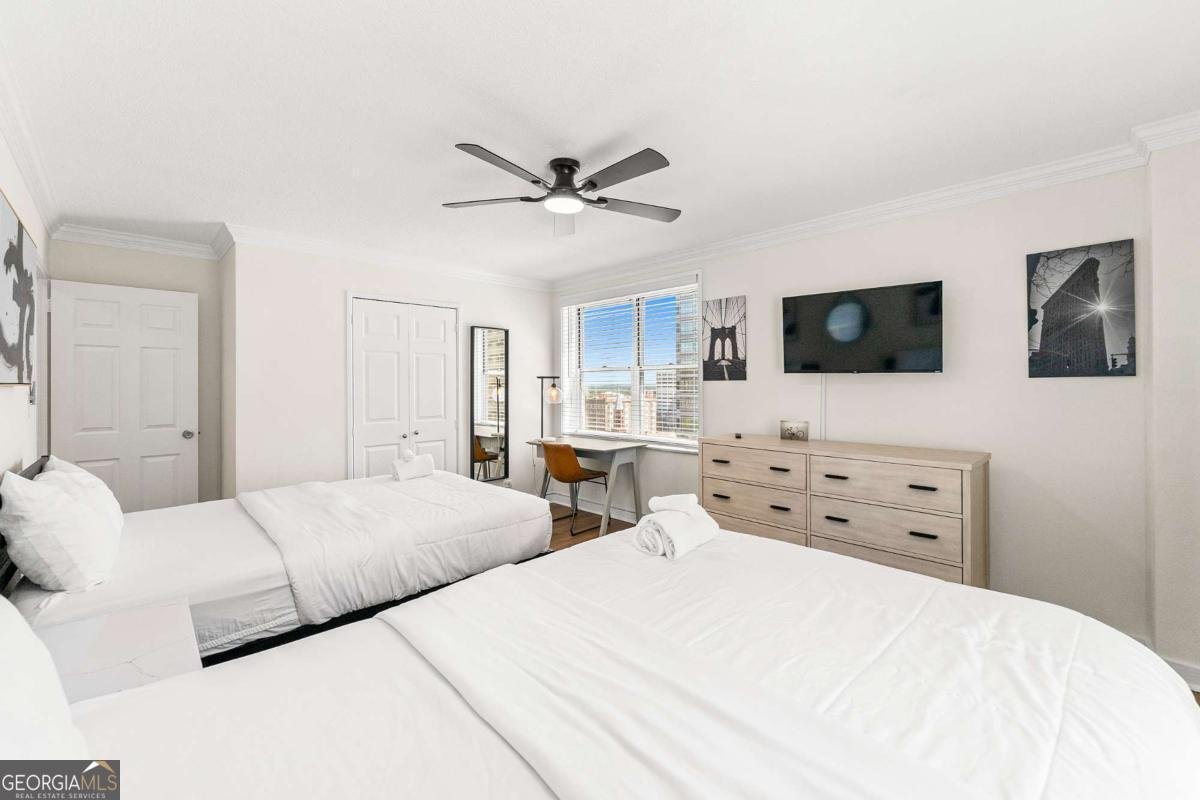 300 Peachtree Street Atlanta - 16